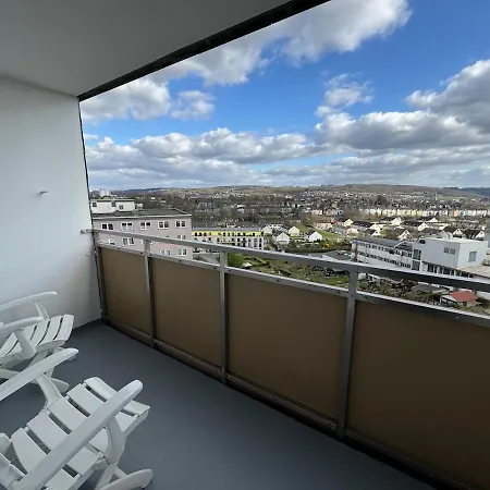 8p In With Balcony And View Apartment *